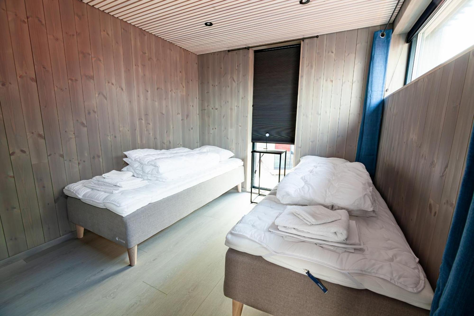 Bryggeleilighet I Henningsvaer Luaran gambar