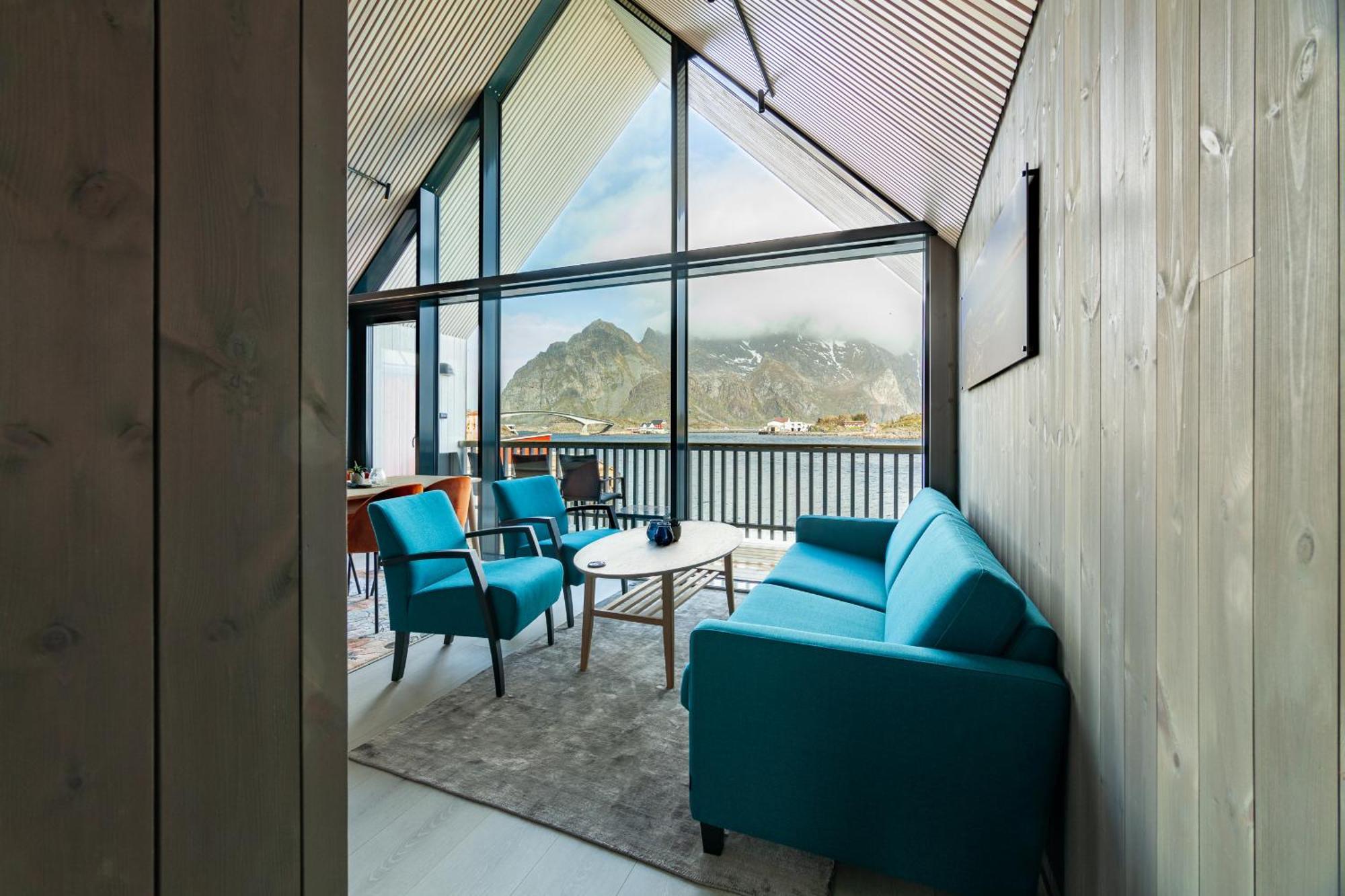 Bryggeleilighet I Henningsvaer Luaran gambar